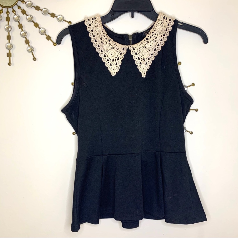 🌻 GRASS Collection Black Lace Detail Pleated Top